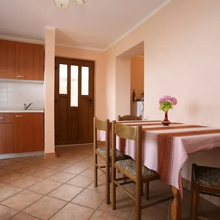 Neda - South Apartment *