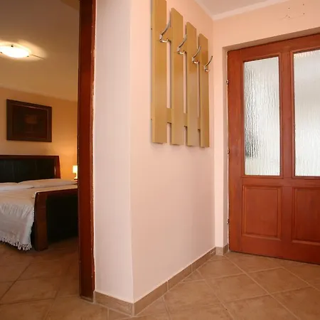 Neda - South Apartment