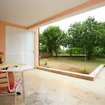 Neda Apartment Porec